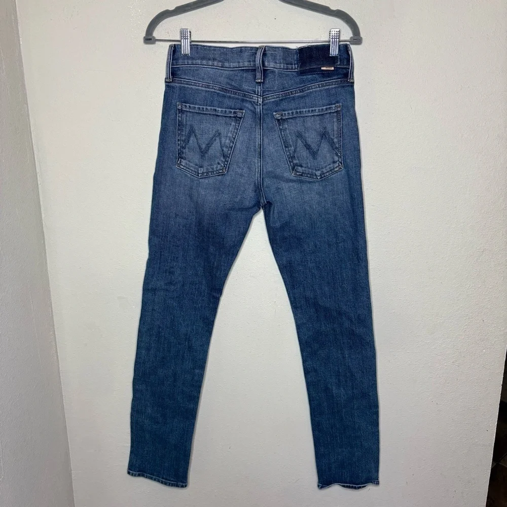 MOTHER The Proper Blue Straight Jeans with Classic Denim Wash (Truce)